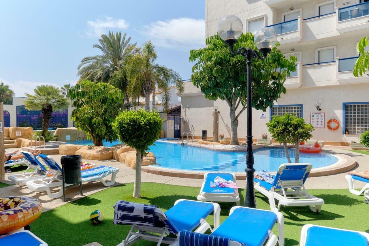 Apartment Eunice Orihuela Buitenkant foto